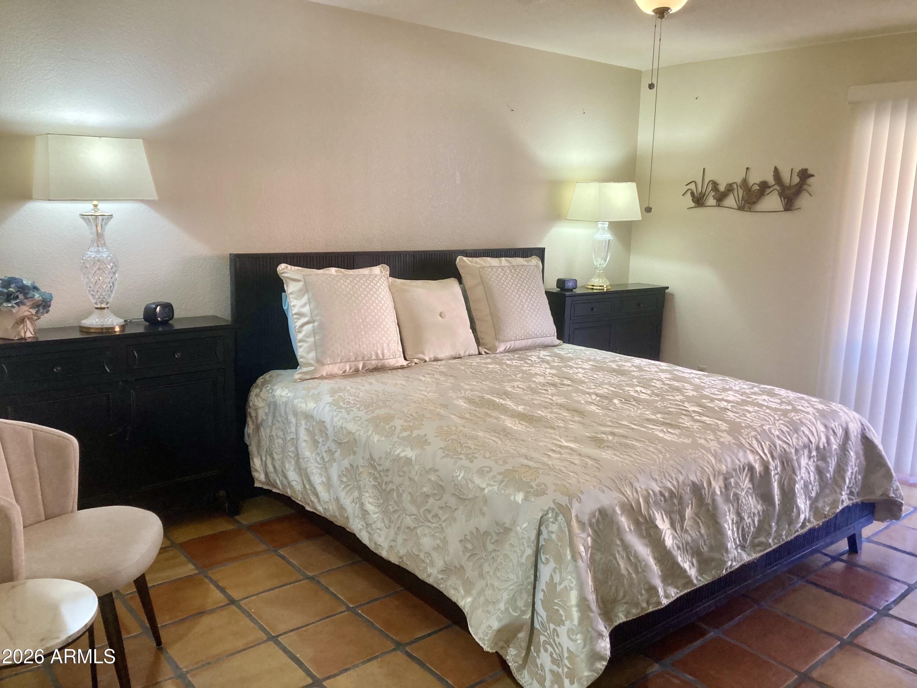 4303 E CACTUS Road 117