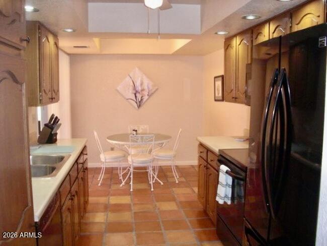 4303 E CACTUS Road 117