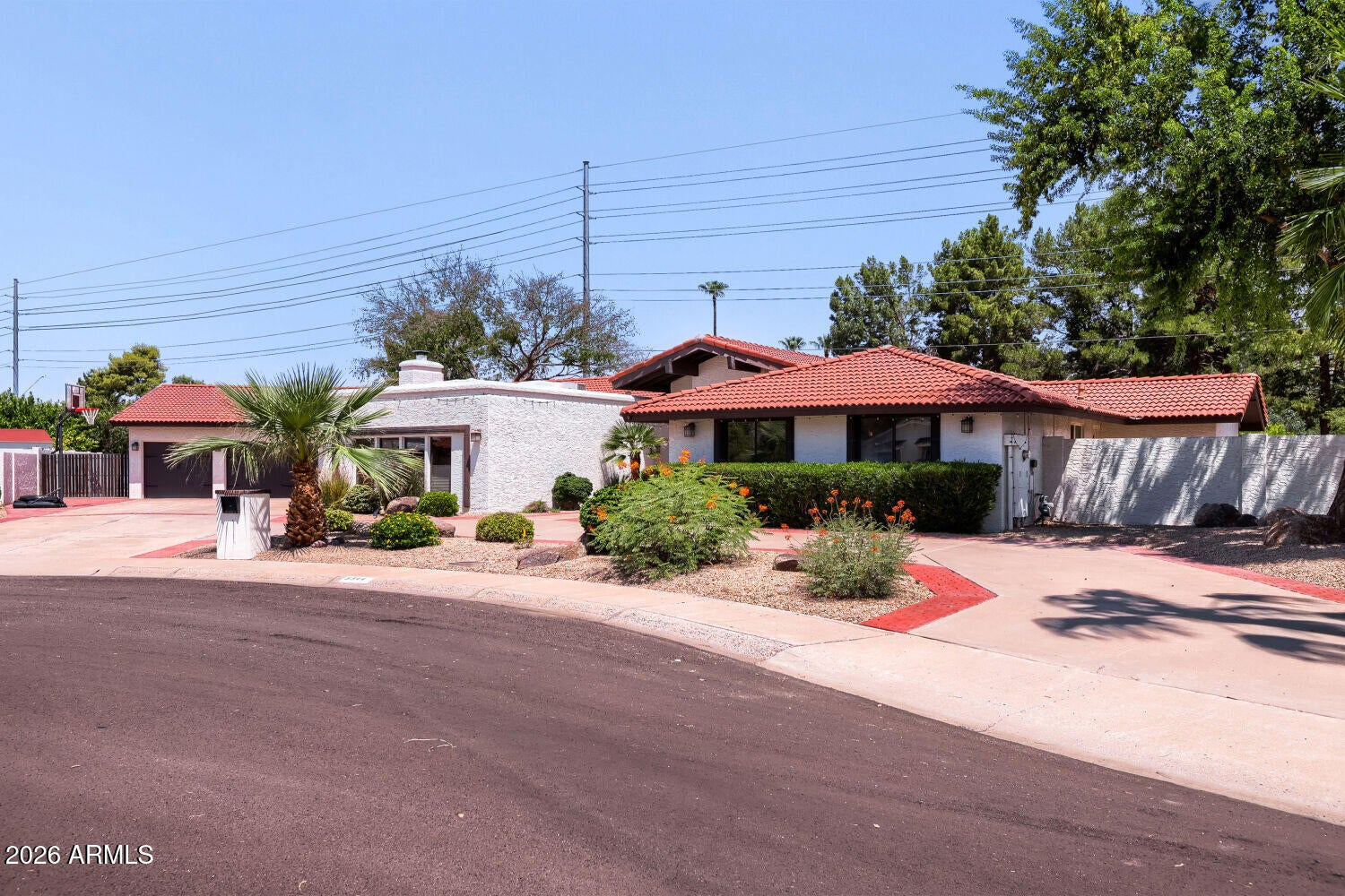 5344 E SHAW BUTTE Drive