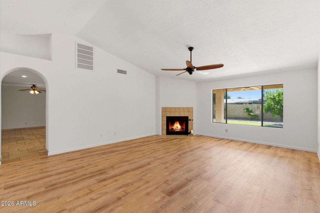 Photo of 801 E Aire Libre Avenue, Phoenix, AZ 85022 (MLS # 7000347)