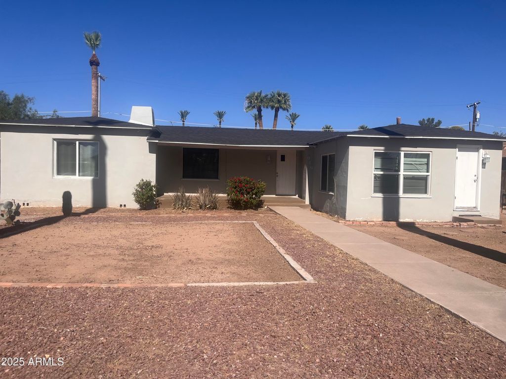 Photo of 919 N Gilbert Avenue, Casa Grande, AZ 85122 (MLS # 6900250)