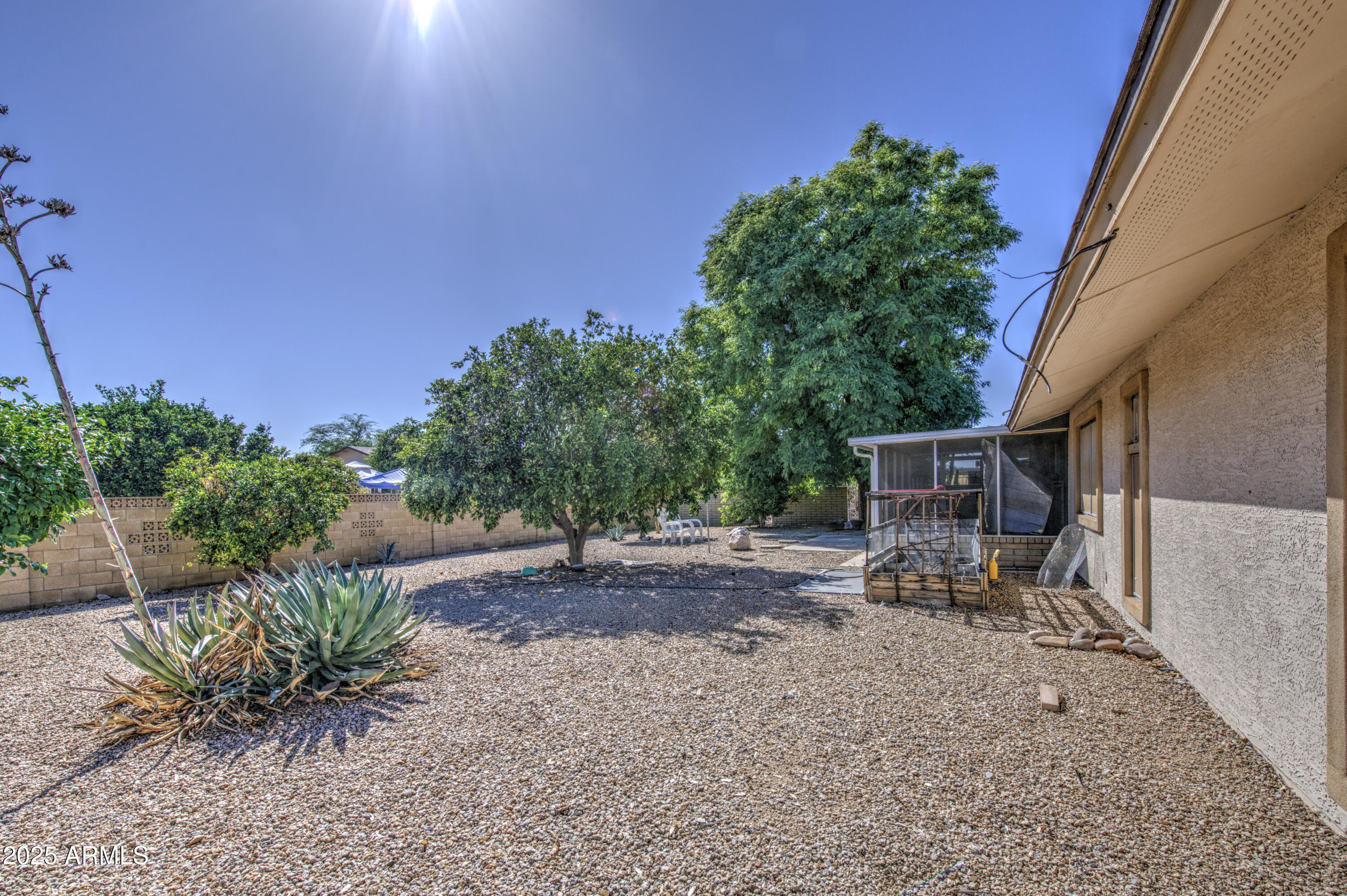 12511 W SKYLARK Drive