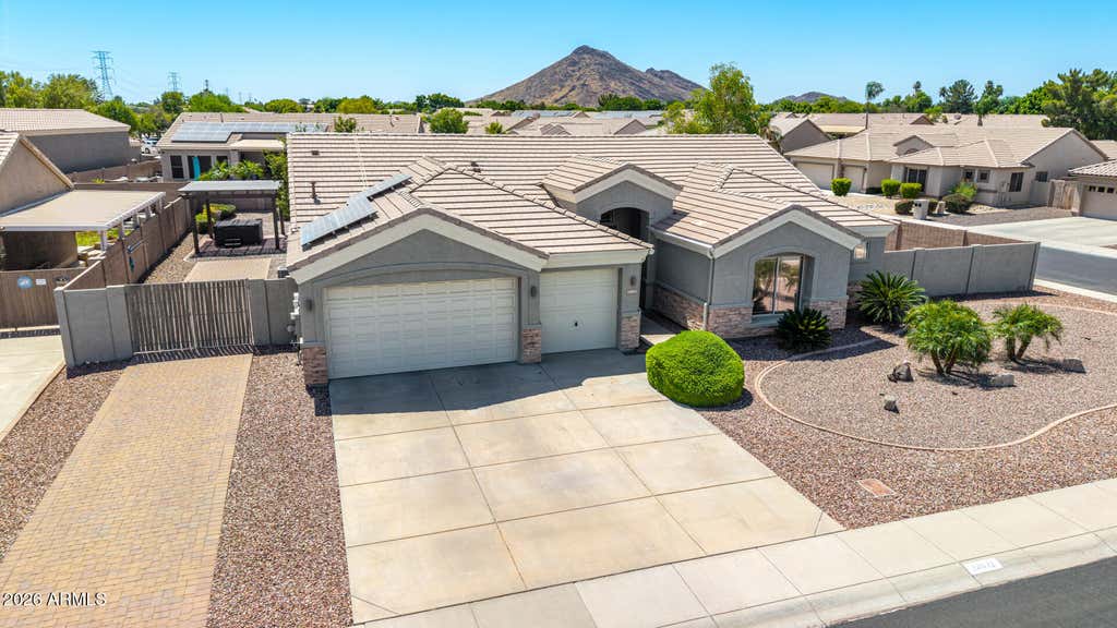 Photo of 24632 N 46th Avenue, Glendale, AZ 85310 (MLS # 7047283)