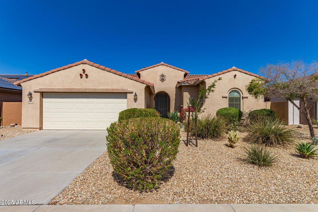 Photo of 17928 W Lavender Lane, Goodyear, AZ 85338 (MLS # 6926586)