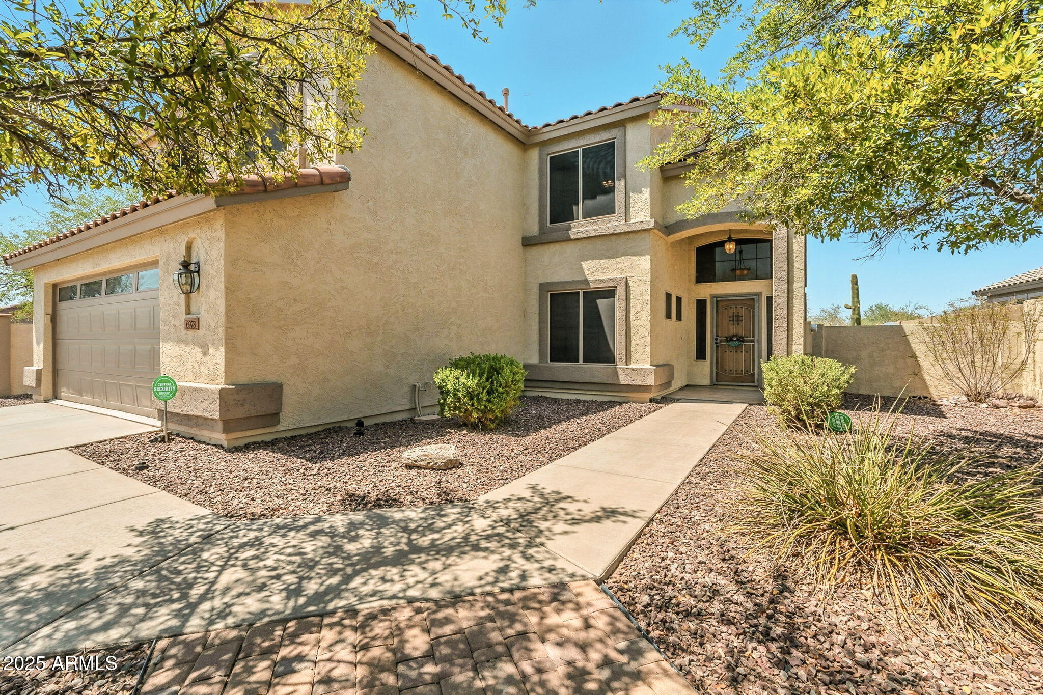 6978 E HACIENDA LA NORIA Lane