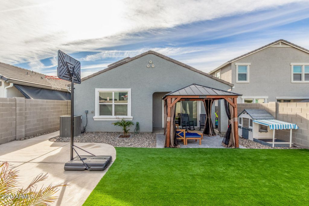 Photo of 2102 W Sable Avenue, Apache Junction, AZ 85120 (MLS # 6959843)