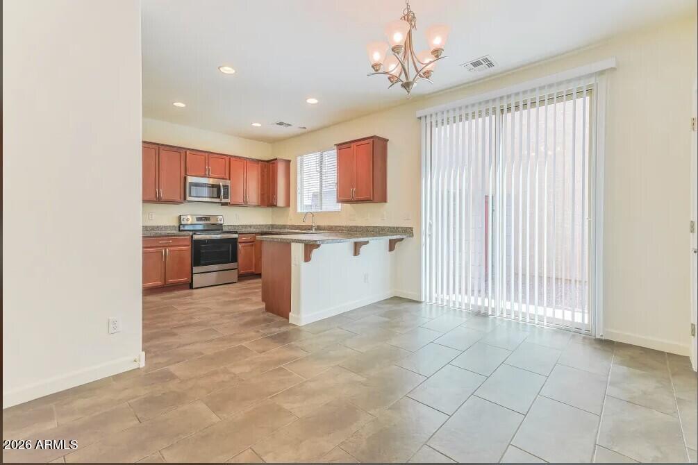 1375 S MOCCASIN Trail