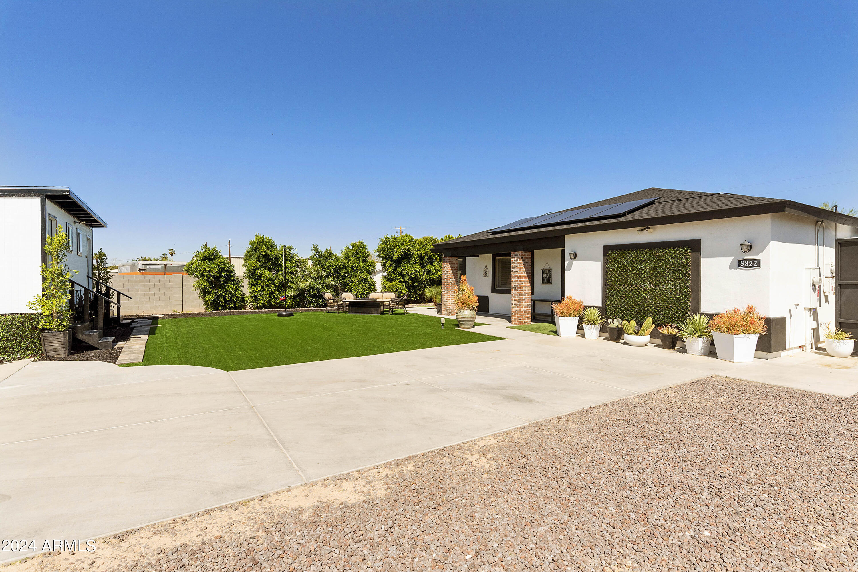 8822 W DEER VALLEY Road