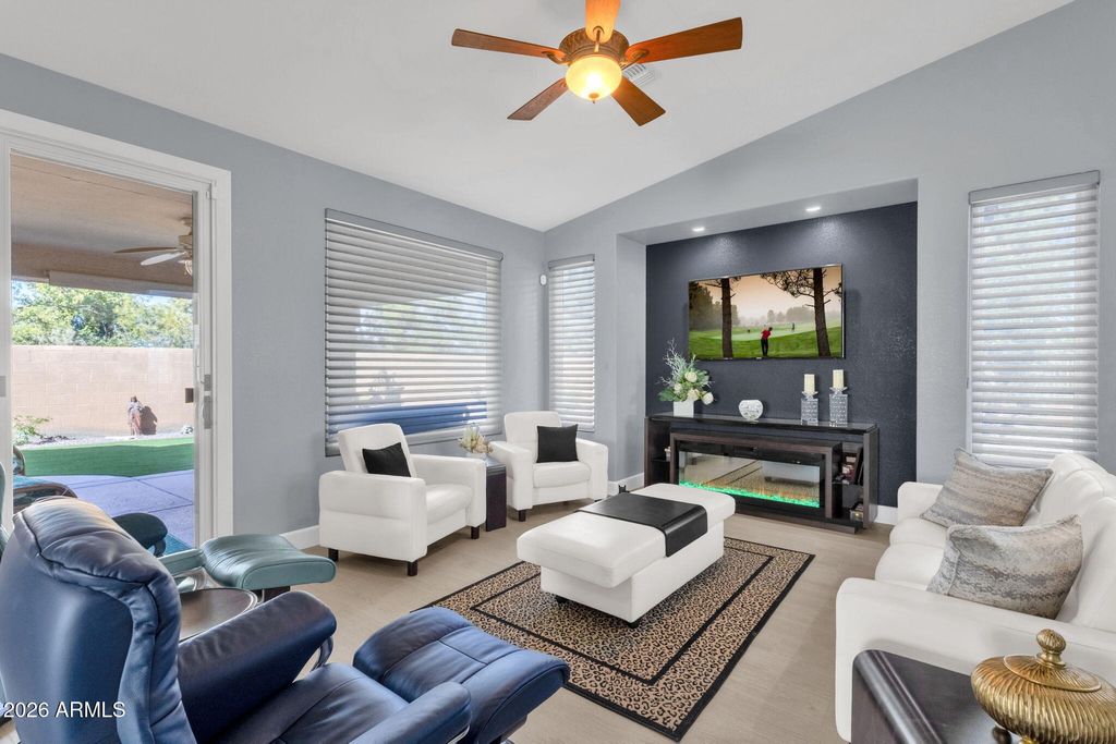 Photo of 5020 S Citrus Lane, Gilbert, AZ 85298 (MLS # 6976842)