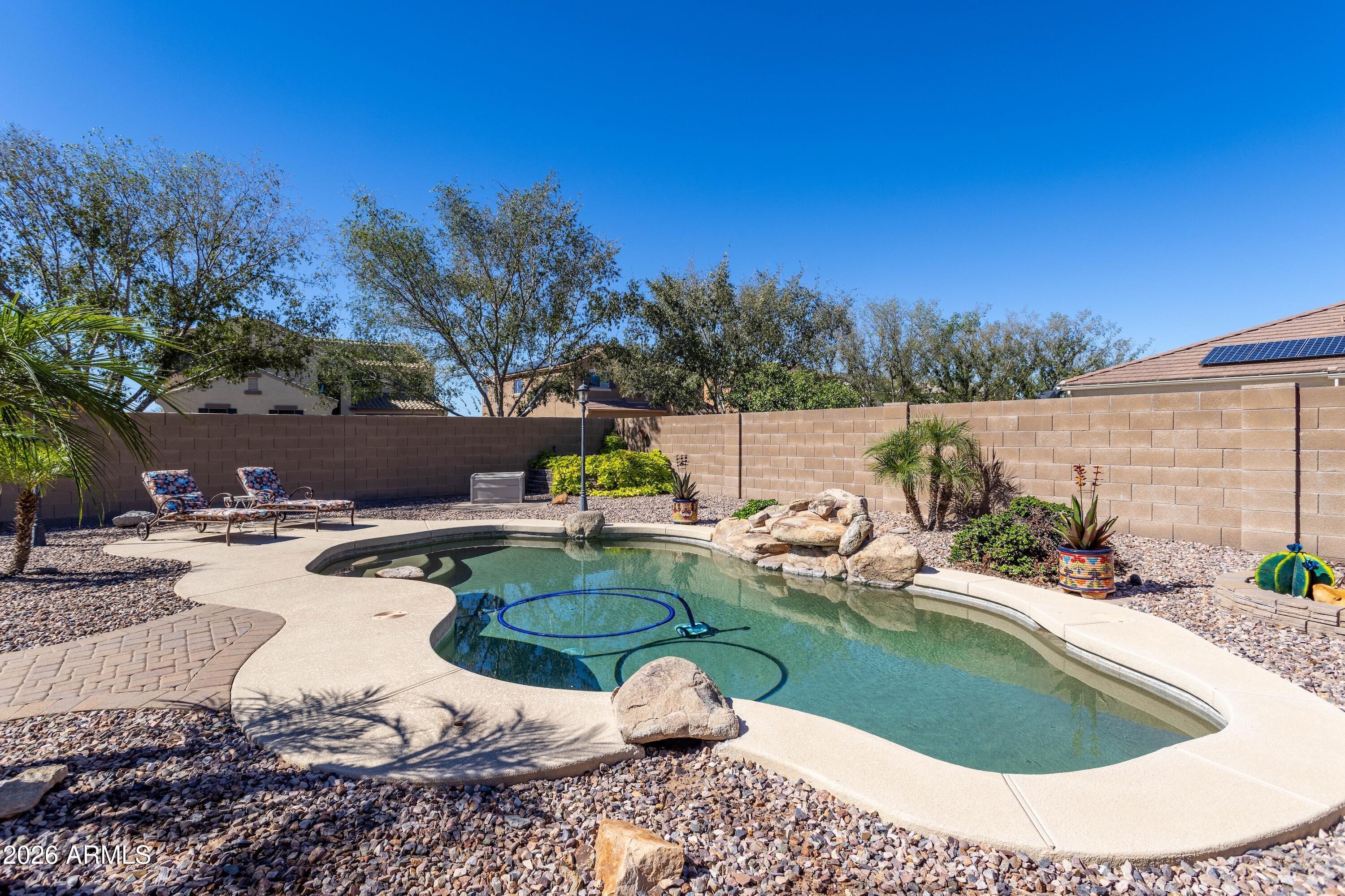 5512 E DIONYSUS Drive