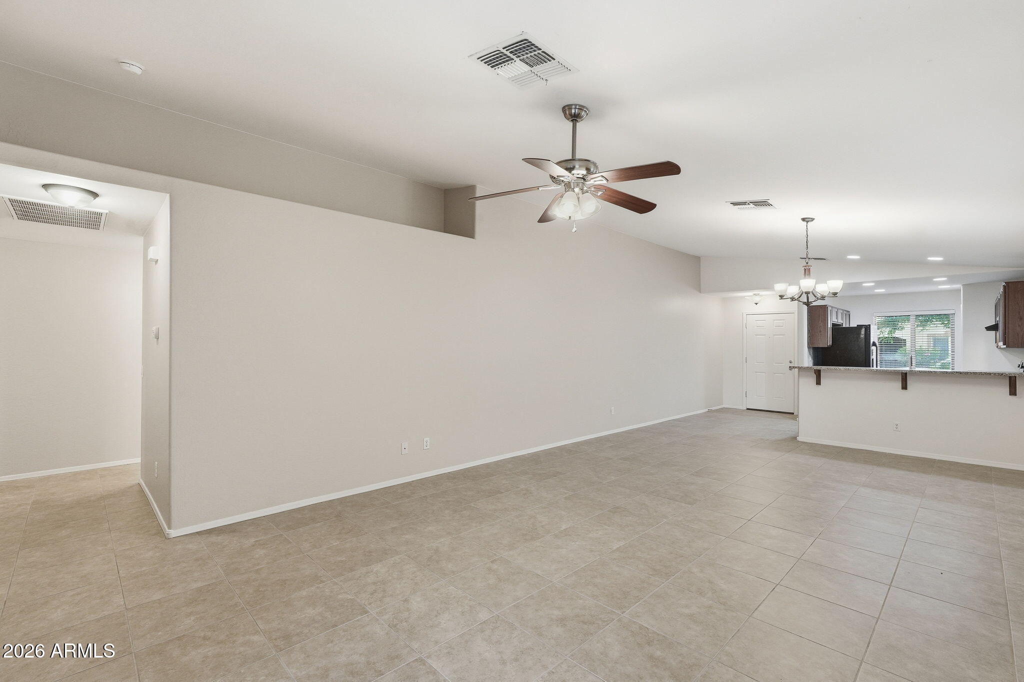900 W BROADWAY Avenue 47