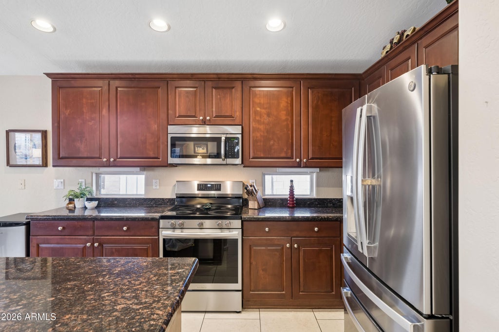 Photo of 6637 W Crest Lane, Glendale, AZ 85310 (MLS # 7094213)