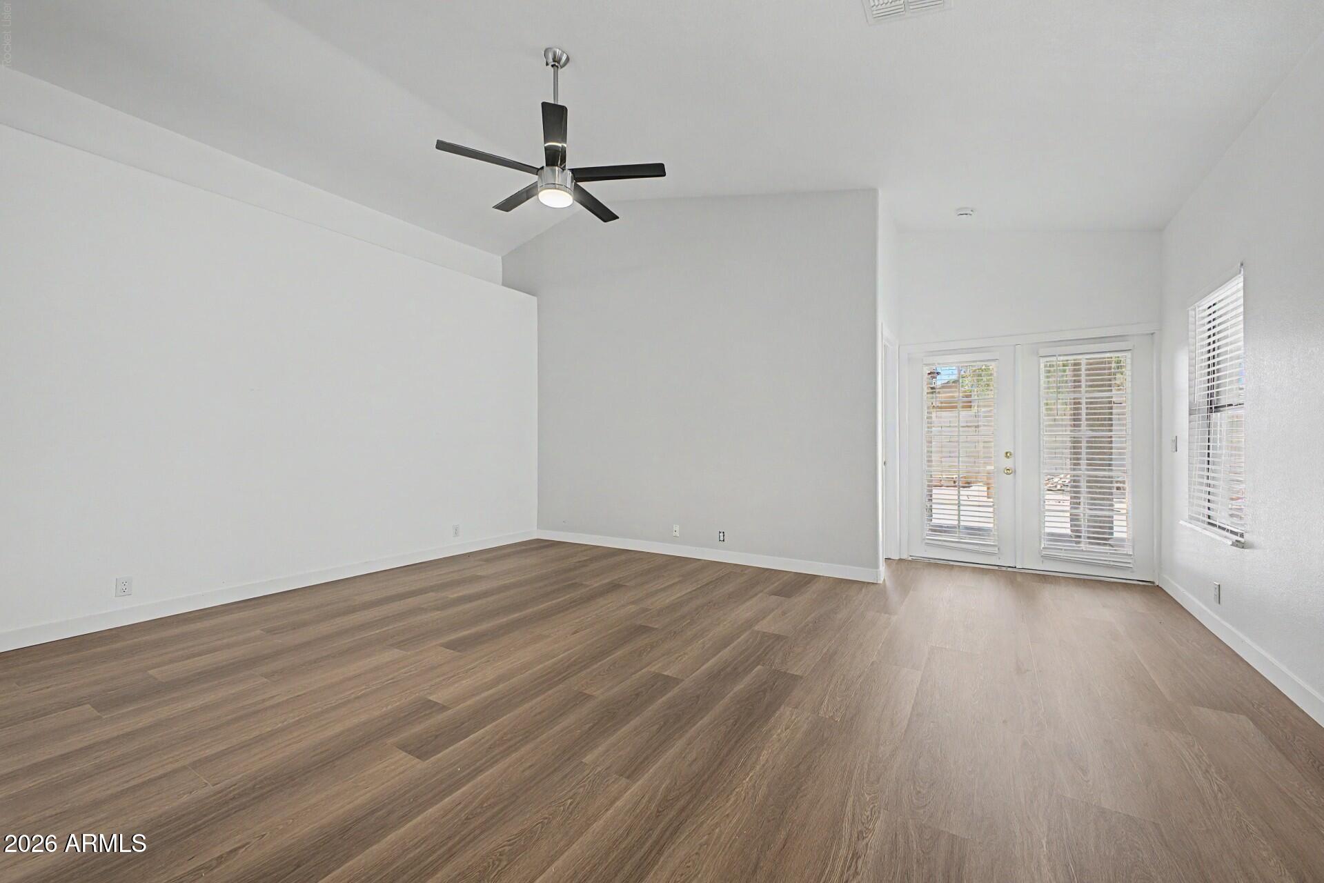 8868 W Laurel Lane