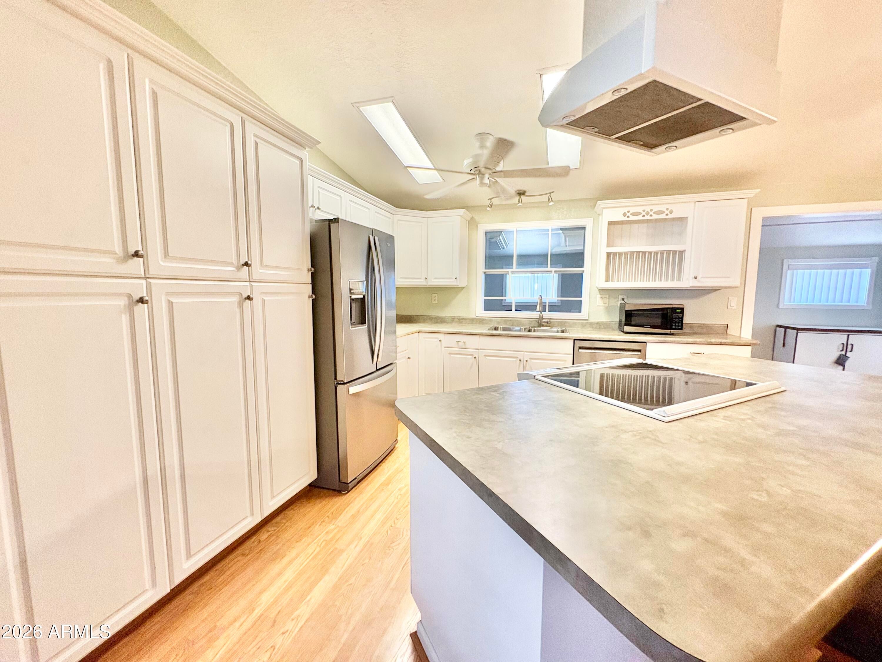 652 S ELLSWORTH Road 9