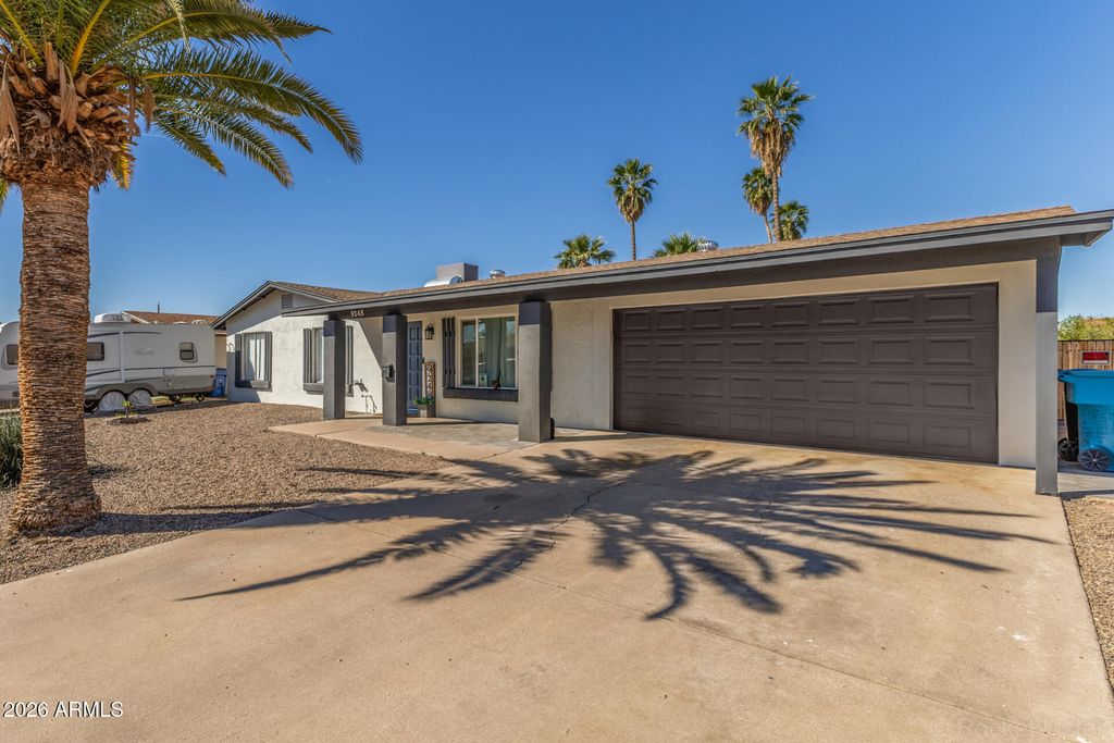 Photo of 9248 N 36th Drive, Phoenix, AZ 85051 (MLS # 6999536)