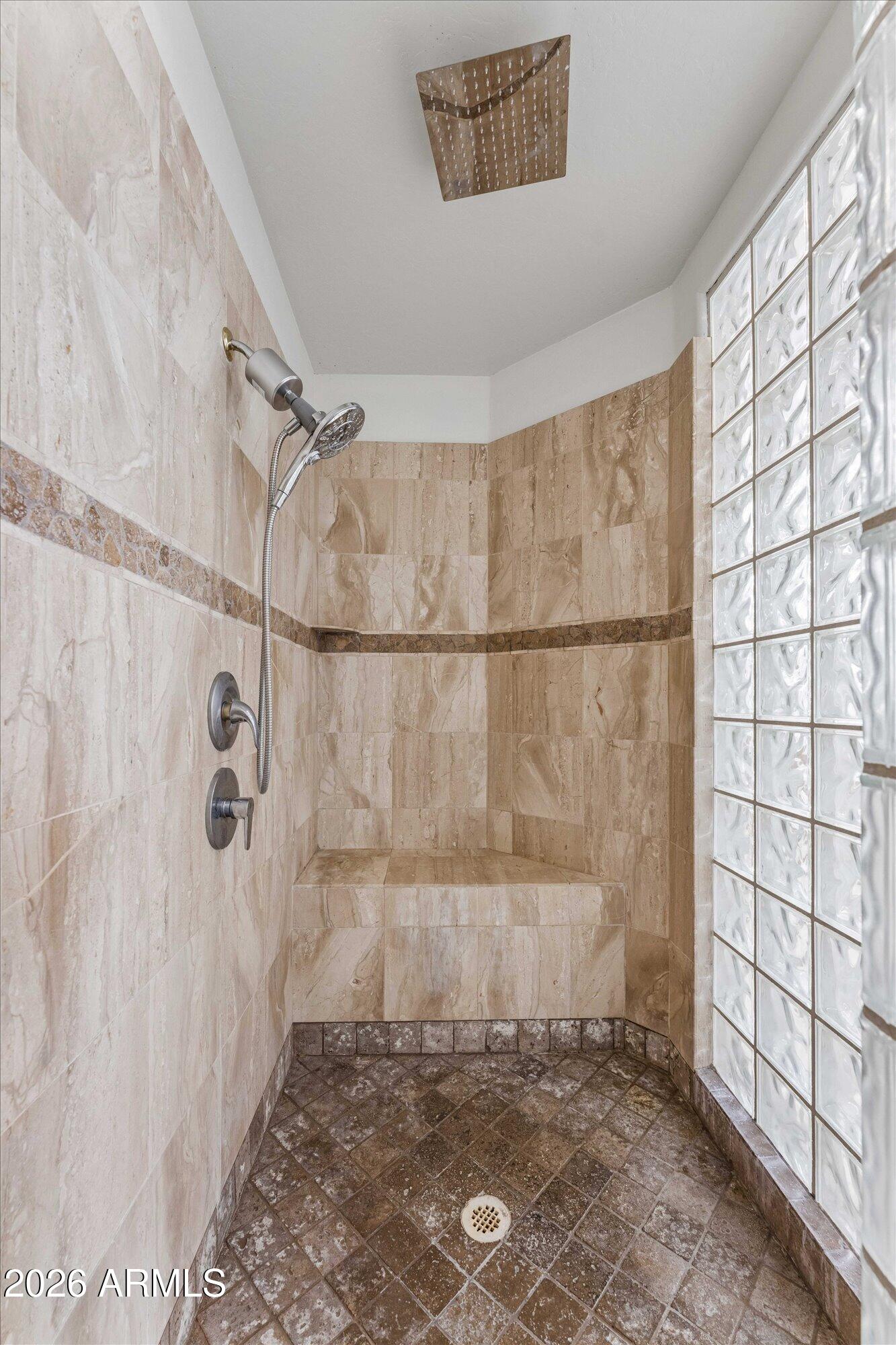 TRIANA - Residential