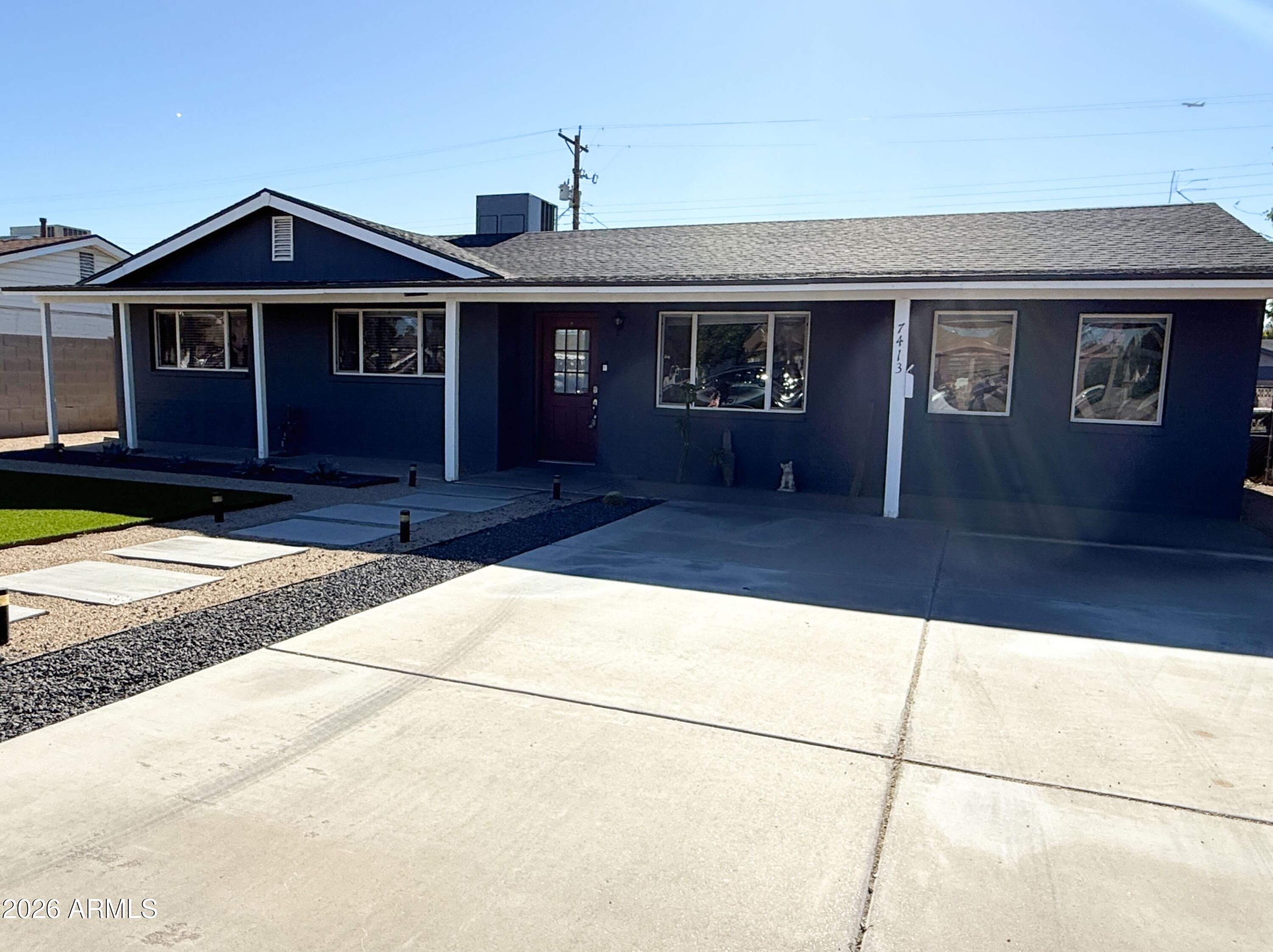 7413 E Roosevelt Street