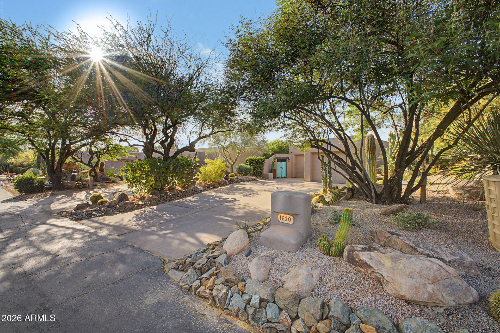 1620 N QUARTZ VALLEY Drive