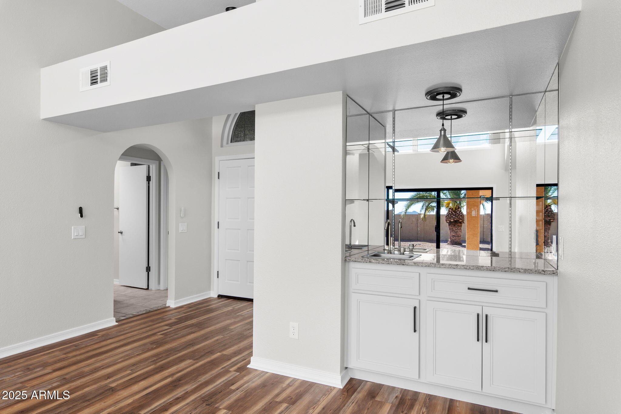 10625 E NAVAJO Place