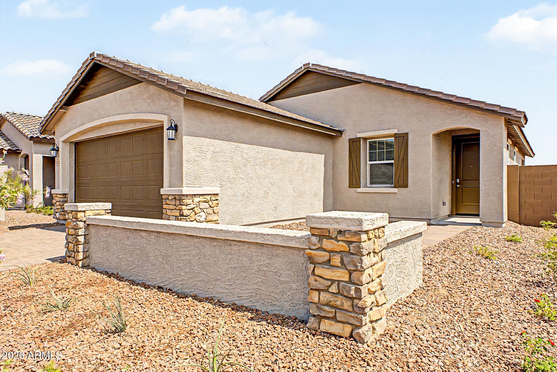 18732 W MAPLEWOOD Drive
