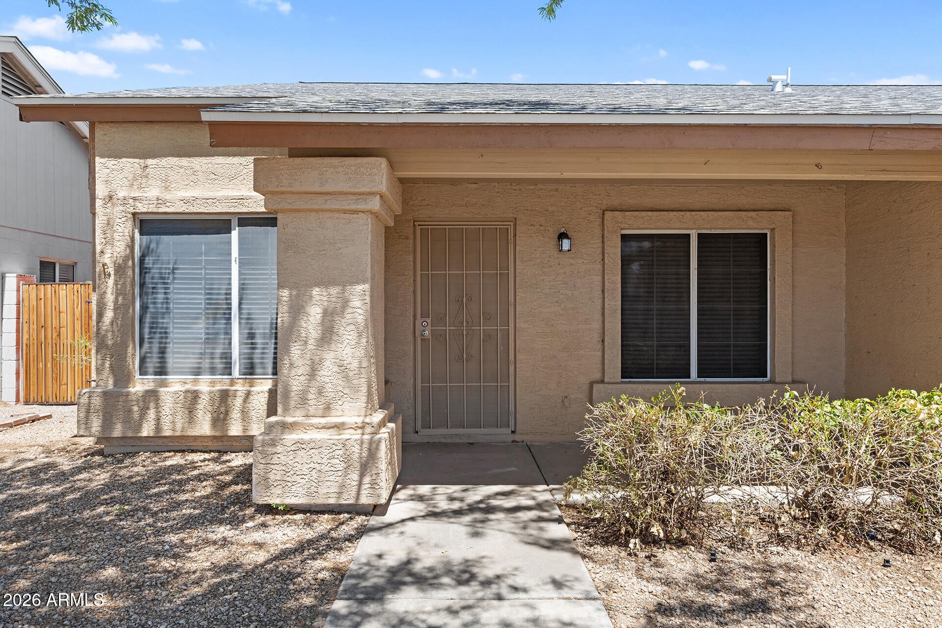 10248 W MEDLOCK Drive