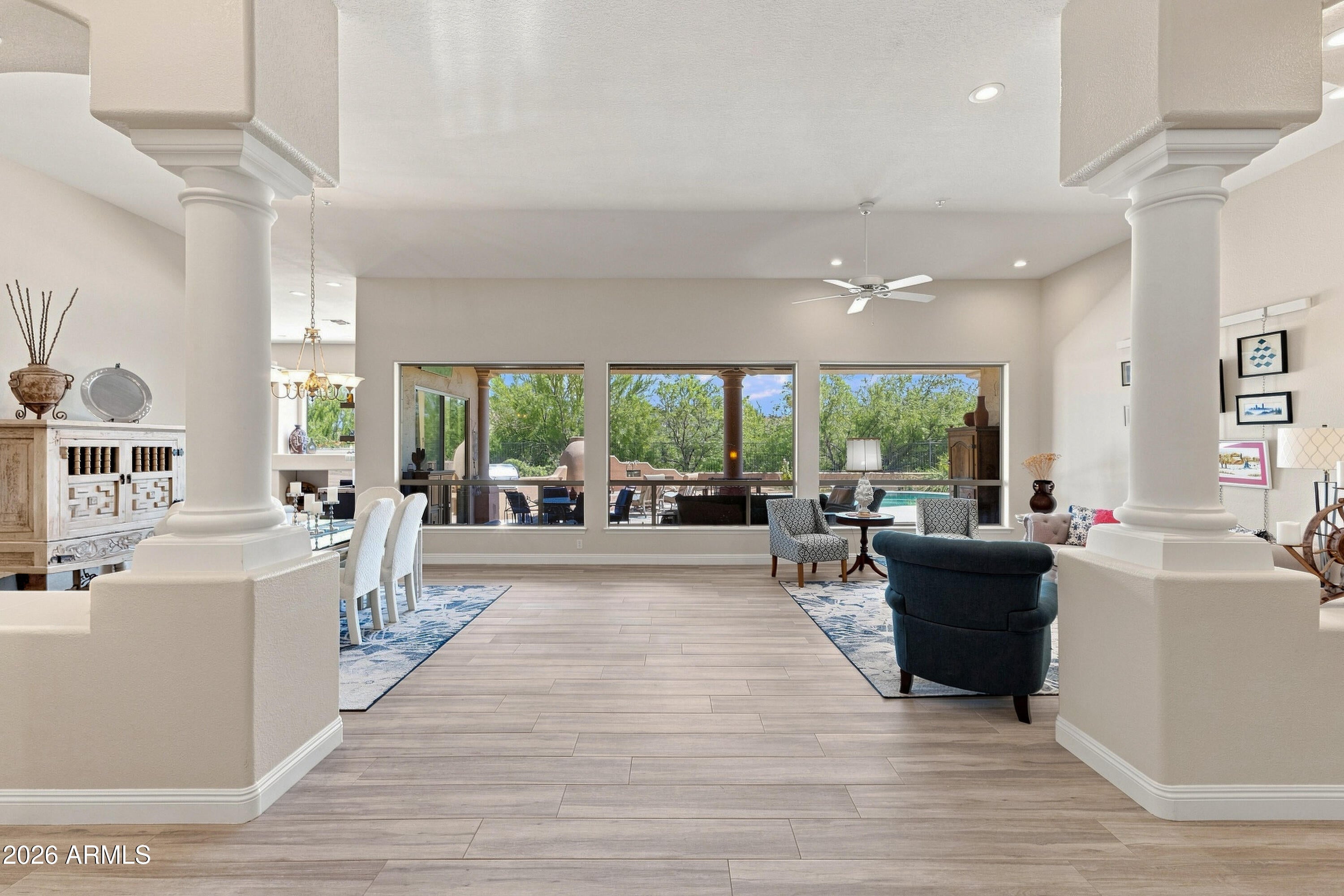 11804 E SAND HILLS Road