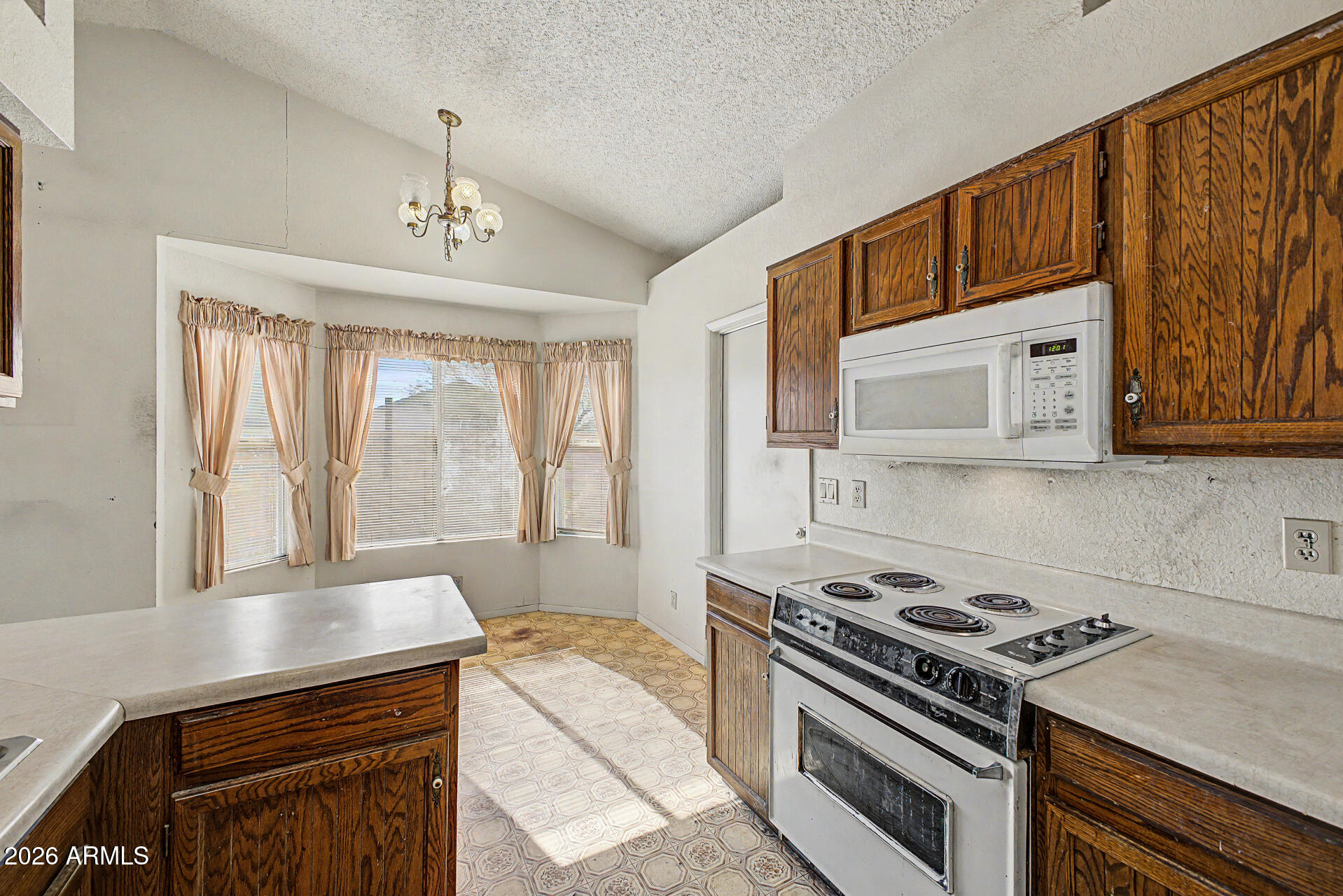 6245 E PRINCESS Drive