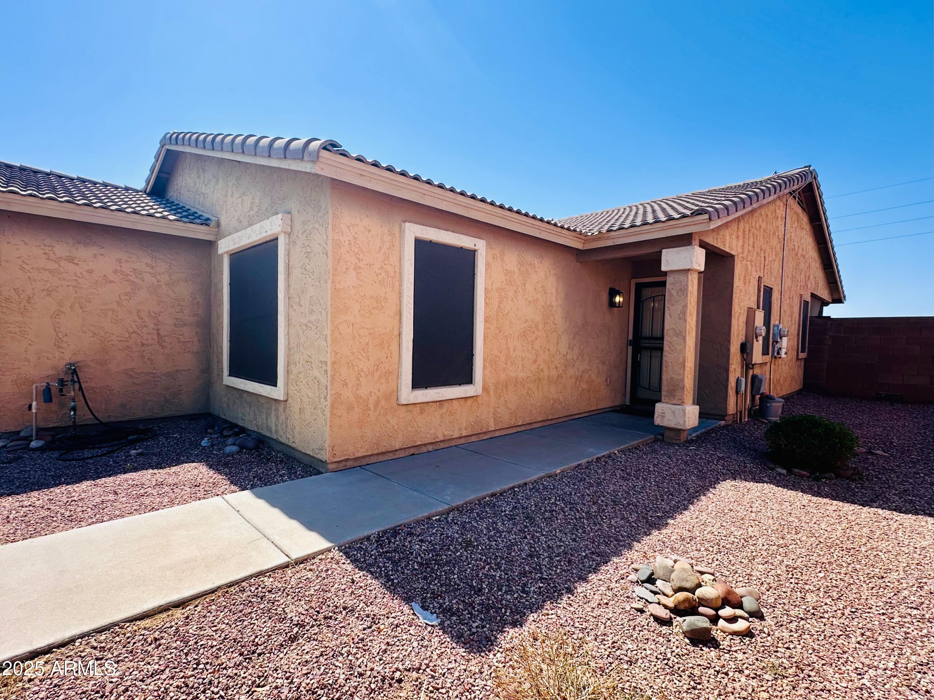25659 W SATELLITE Lane W
