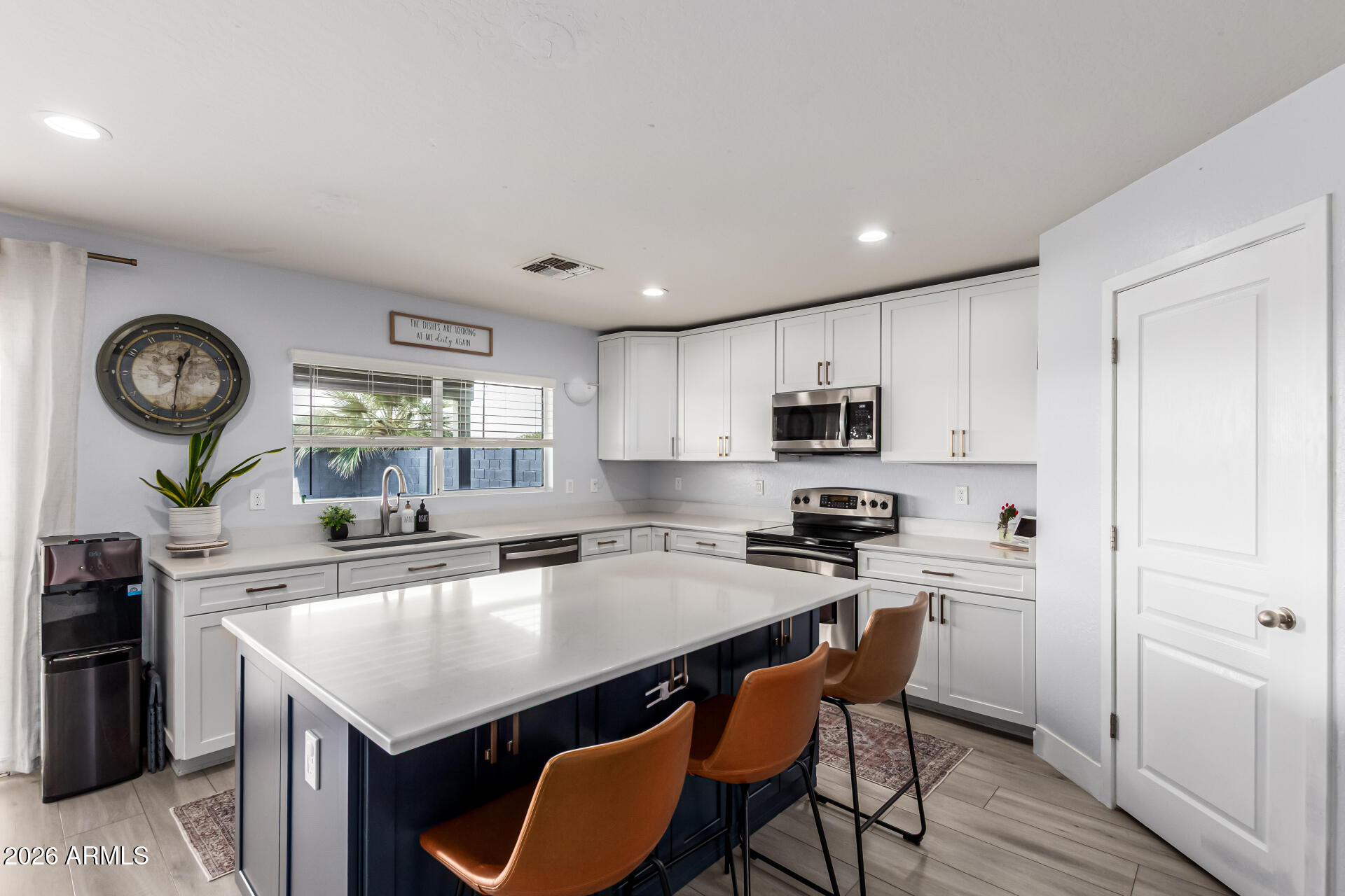 3279 E SILVERBELL Road