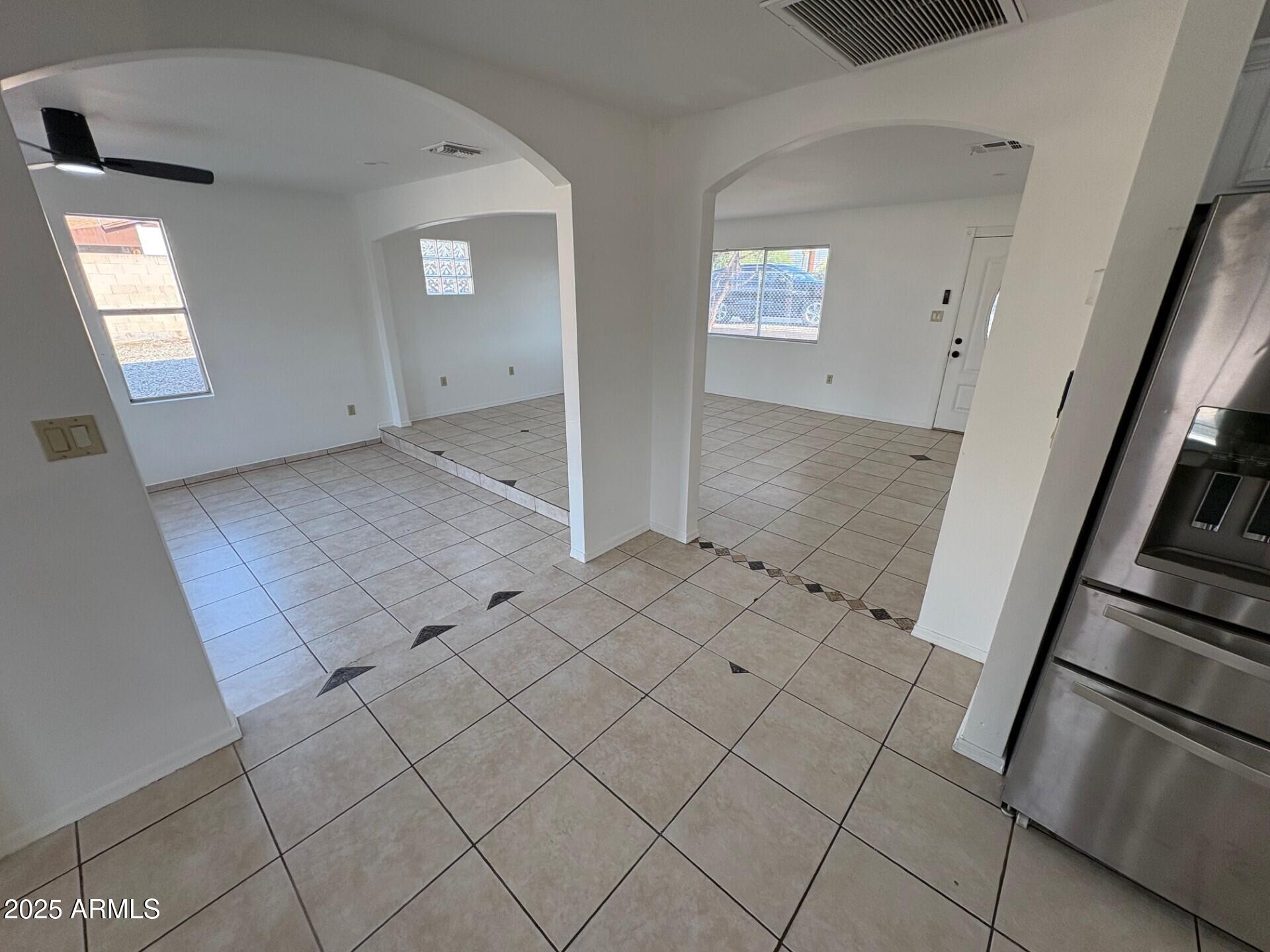 1200 W COCHISE Drive