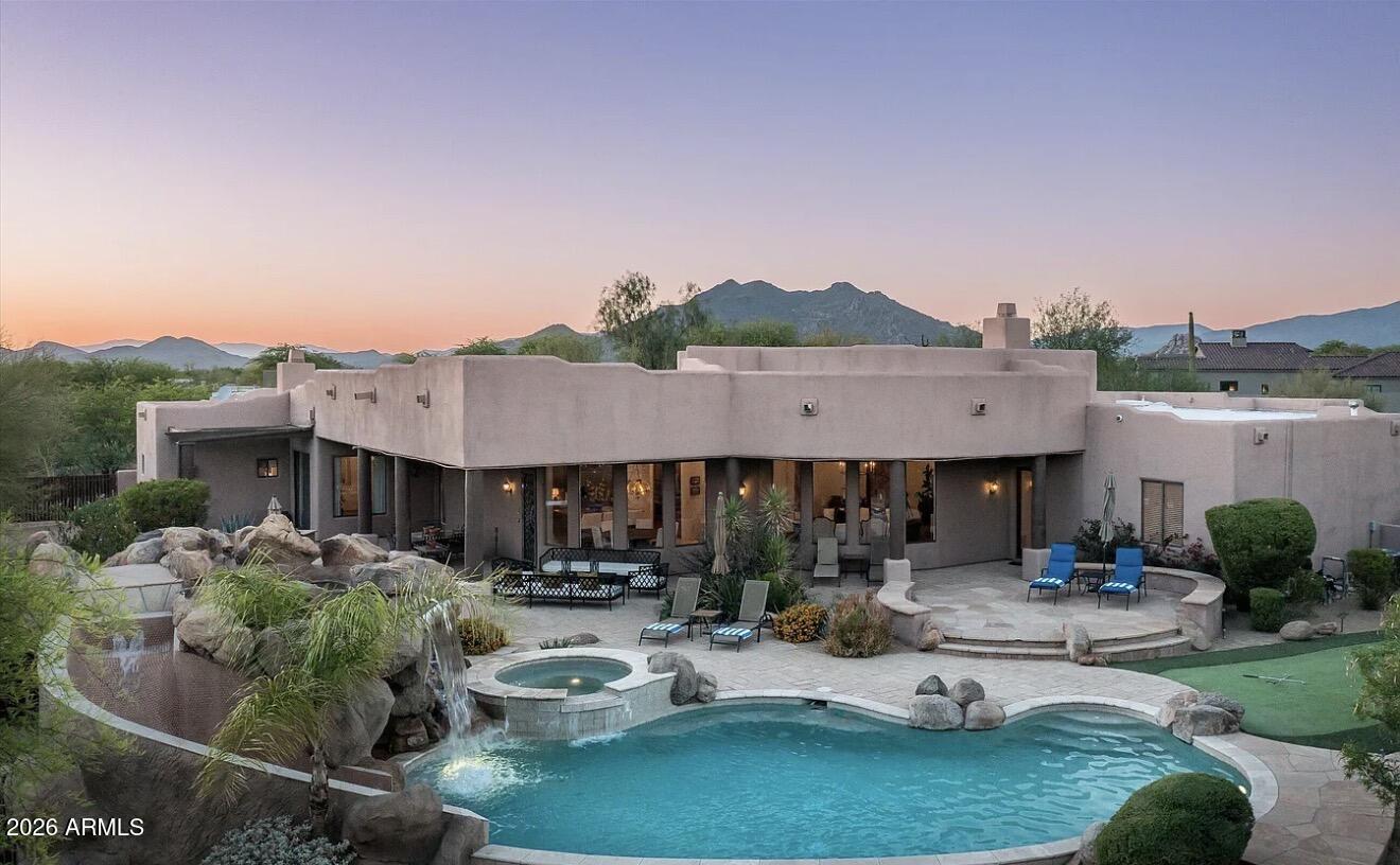 7025 E ASHLER HILLS Drive