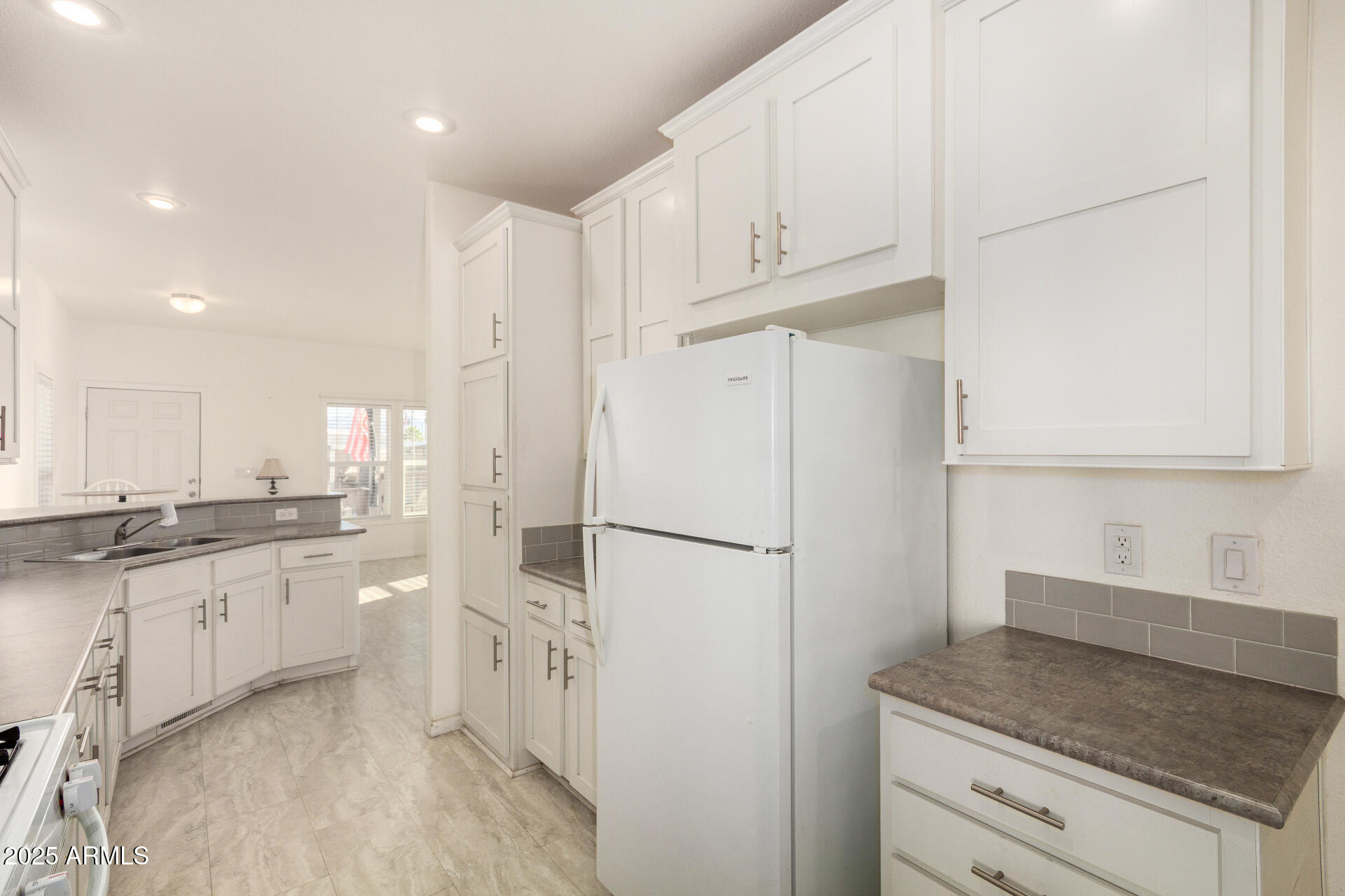 ROSEHAVEN ESTATES - Residential