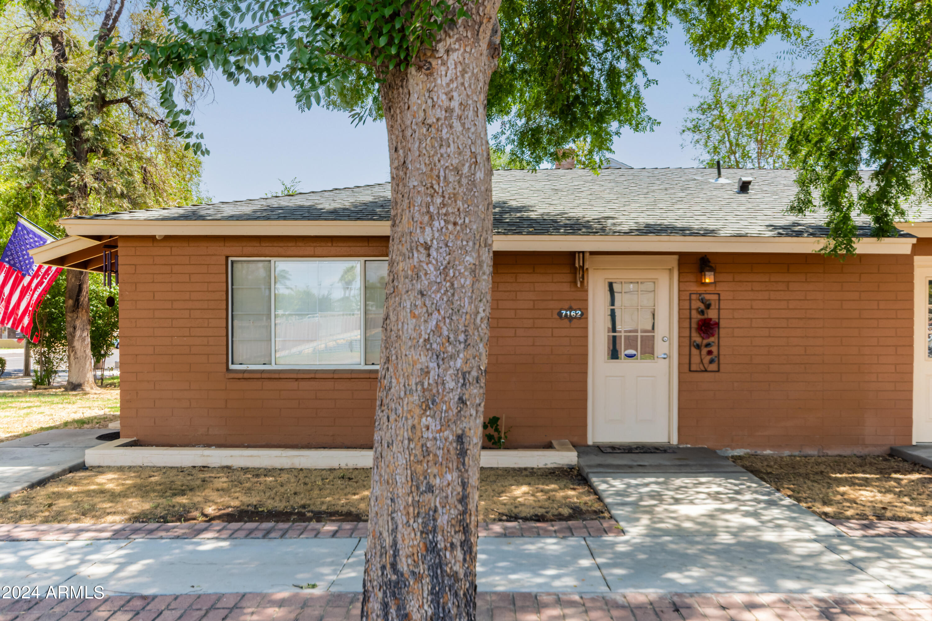 7162 N 57TH Avenue