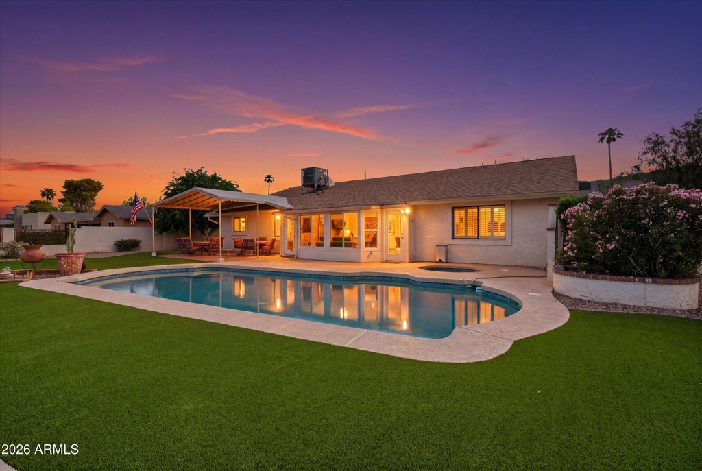 Photo of 120 W Thunderbird Road, Phoenix, AZ 85023 (MLS # 7094108)