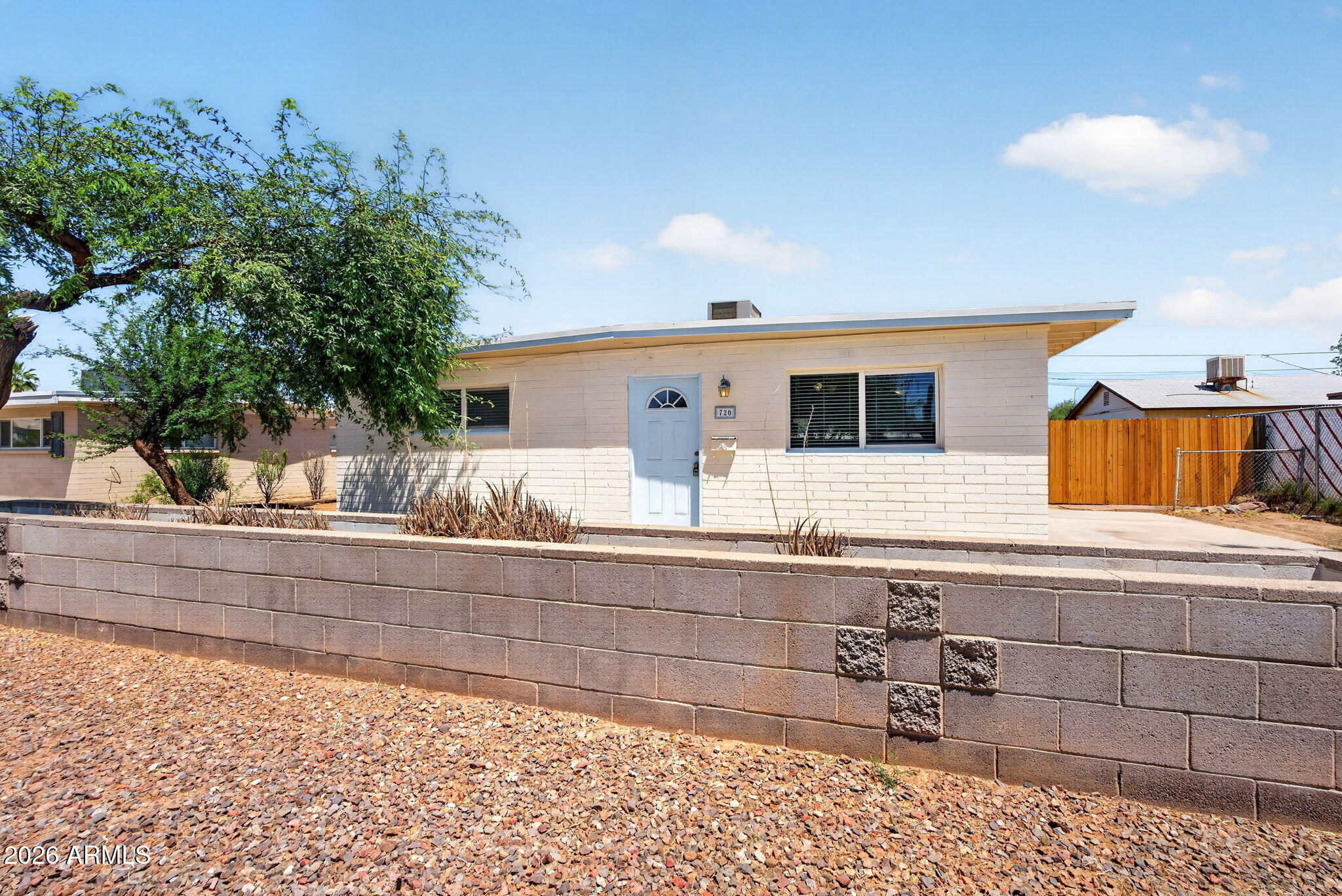 720 W 12TH Street