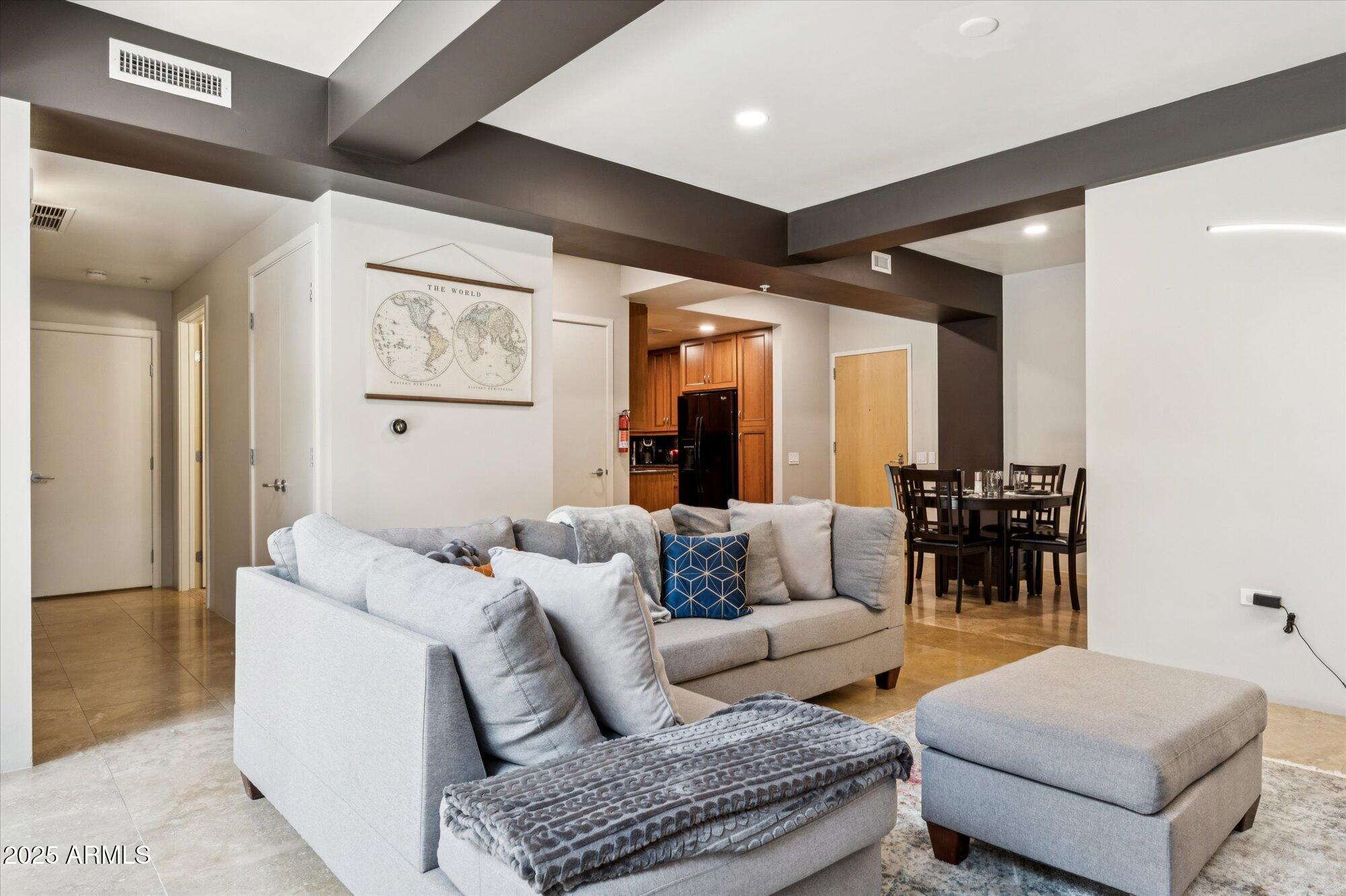 7161 E RANCHO VISTA Drive 1003