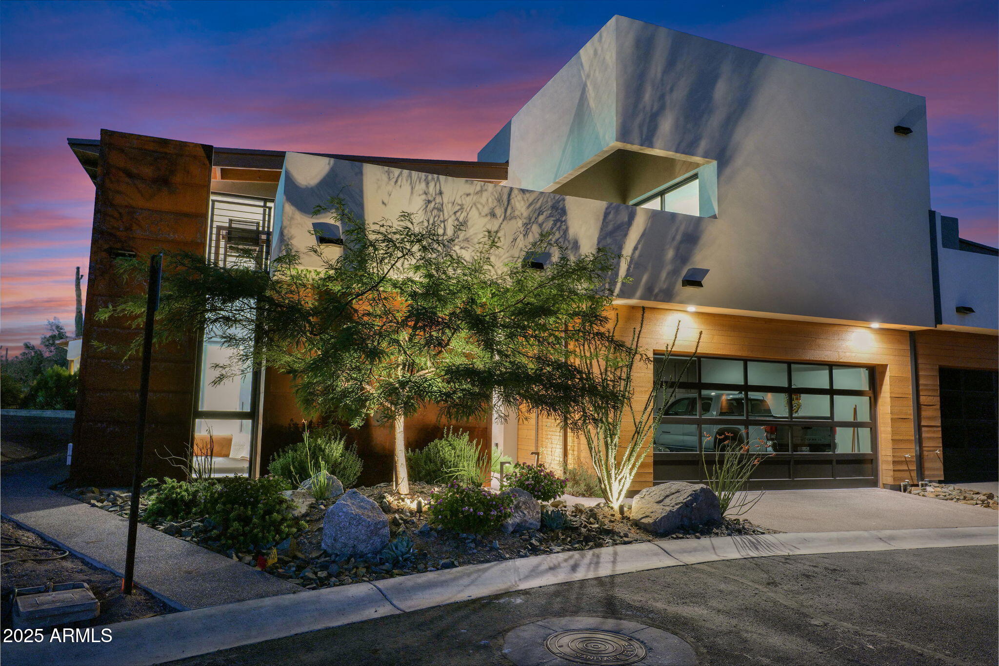 6525 E CAVE CREEK Road 1