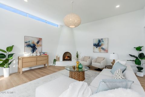 8742 E VIA DE SERENO -- Scottsdale AZ 85258