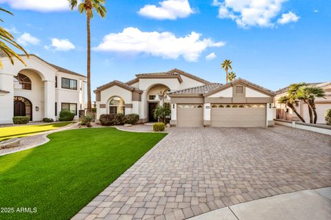 1817 E WILLOW TREE Court Gilbert AZ 85234
