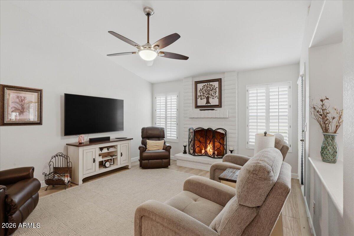 8811 W KIMBERLY Way