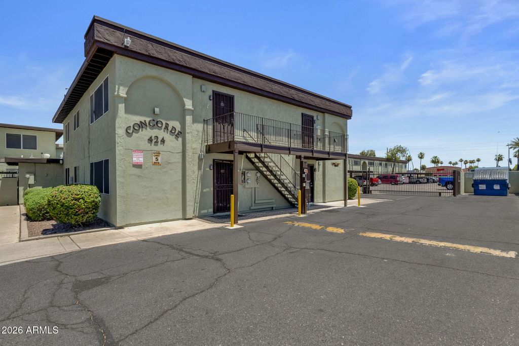 Photo of 424 W Brown Road #202, Mesa, AZ 85201 (MLS # 7040414)