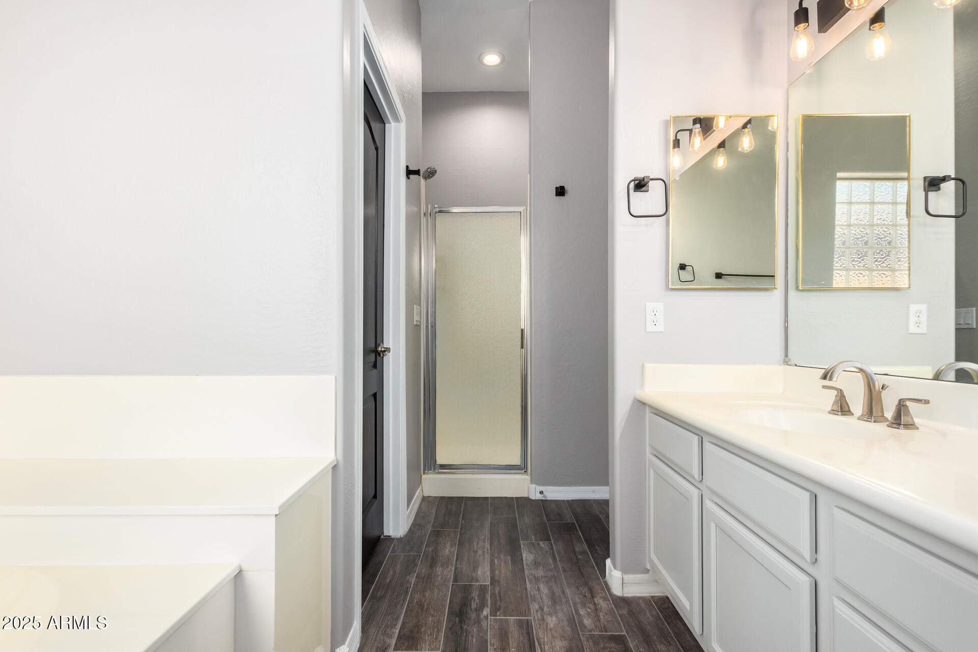 6617 W MOLLY Lane