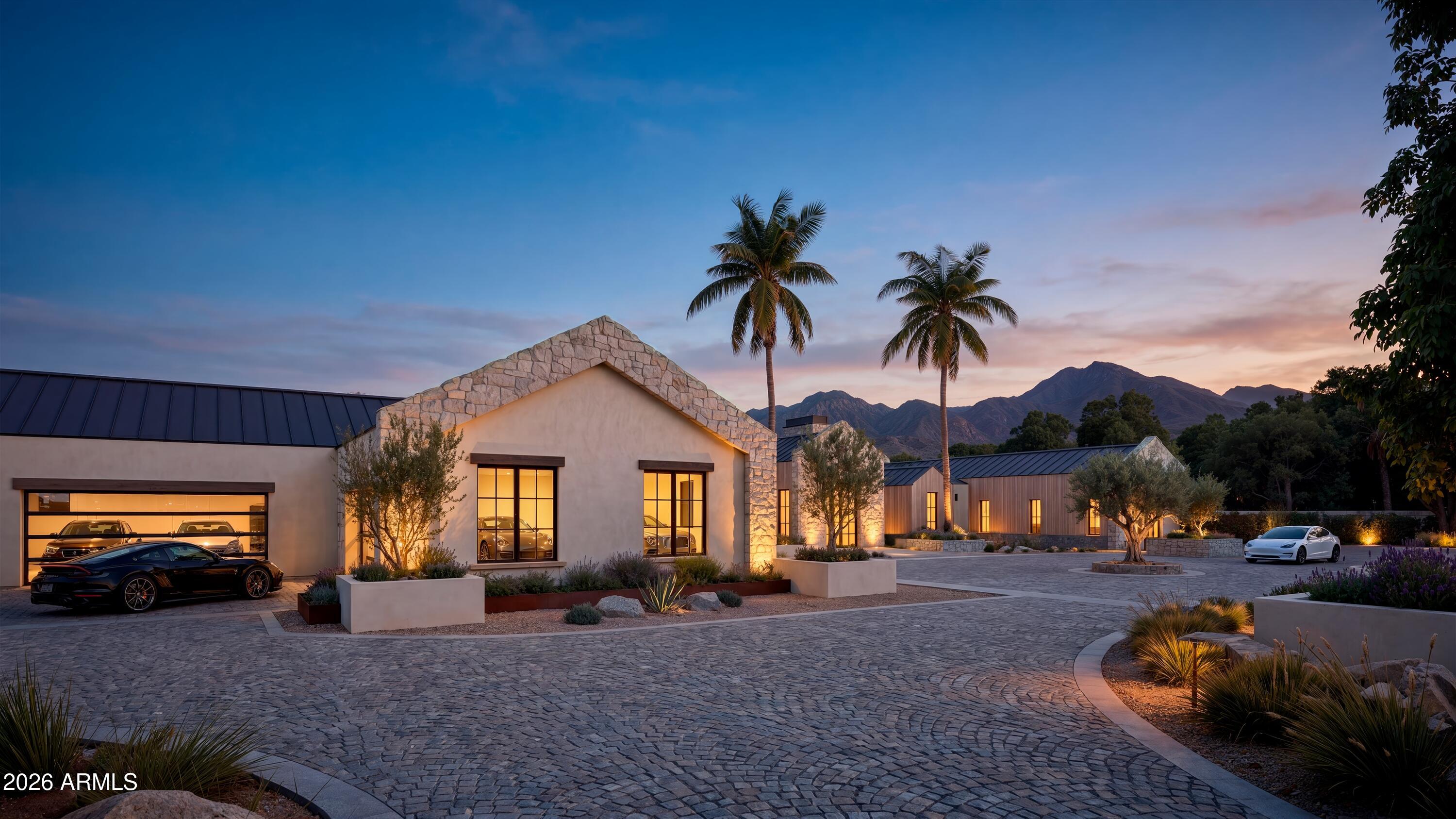 4817 E DoubleTree Ranch Road