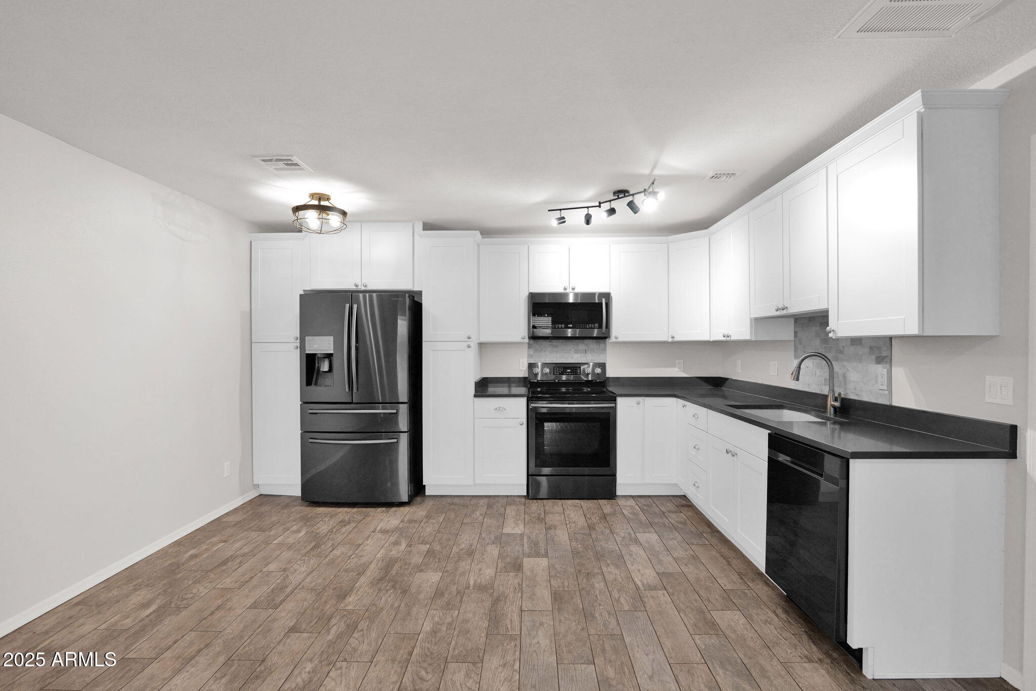 1440 N IDAHO Road 1021