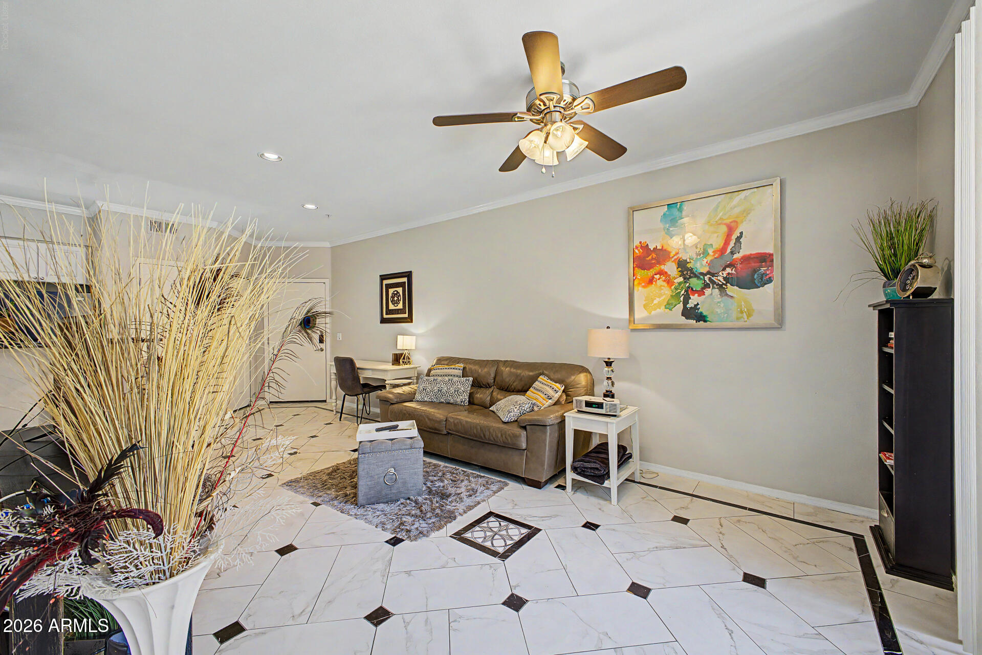 1701 E COLTER Street 221