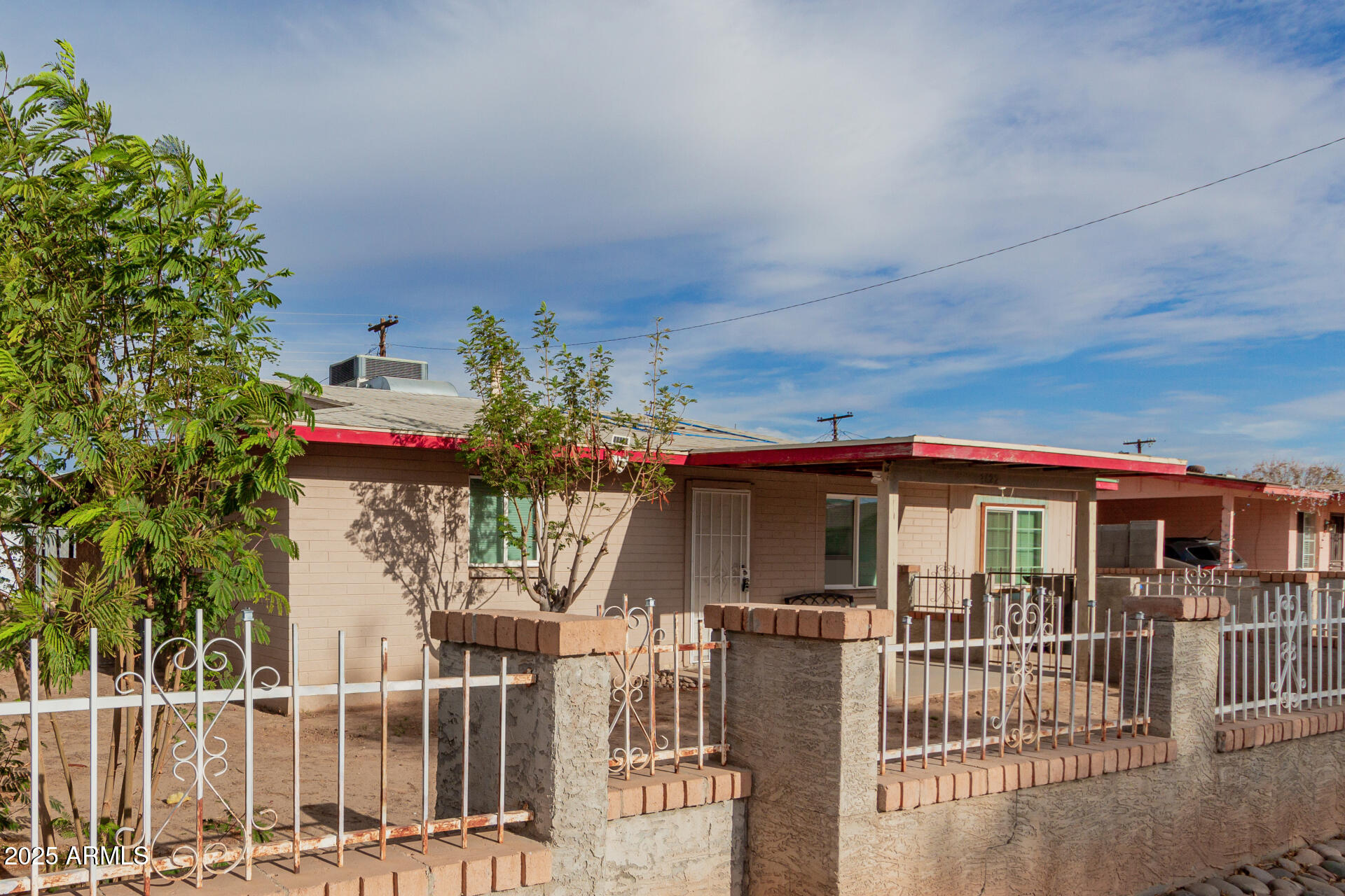 Homes 1 3622 W SUNLAND Avenue