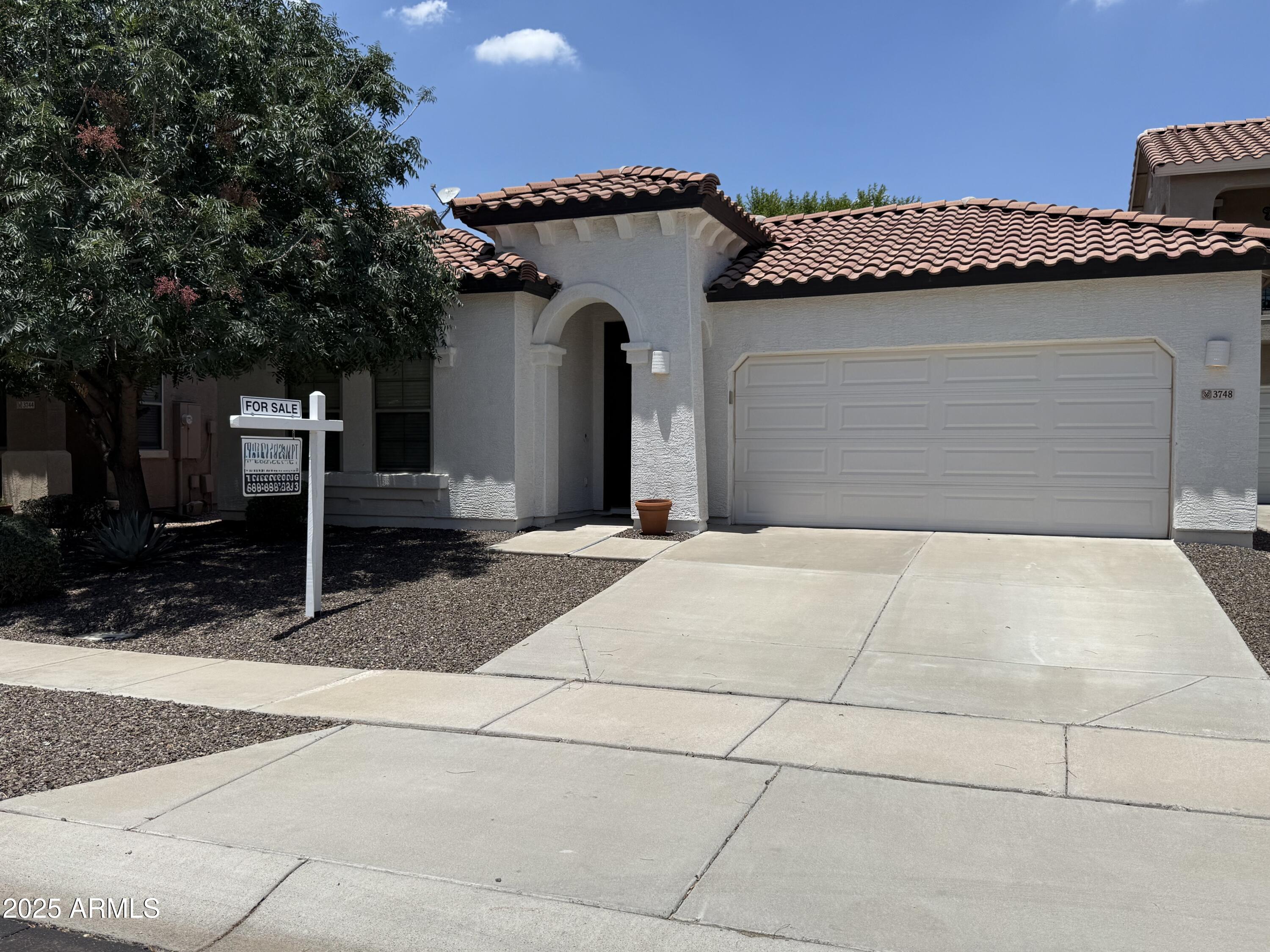 3748 E CHICKADEE Road