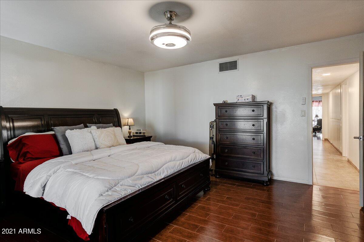 VILLAGE MEADOWS ESTATES - Residential