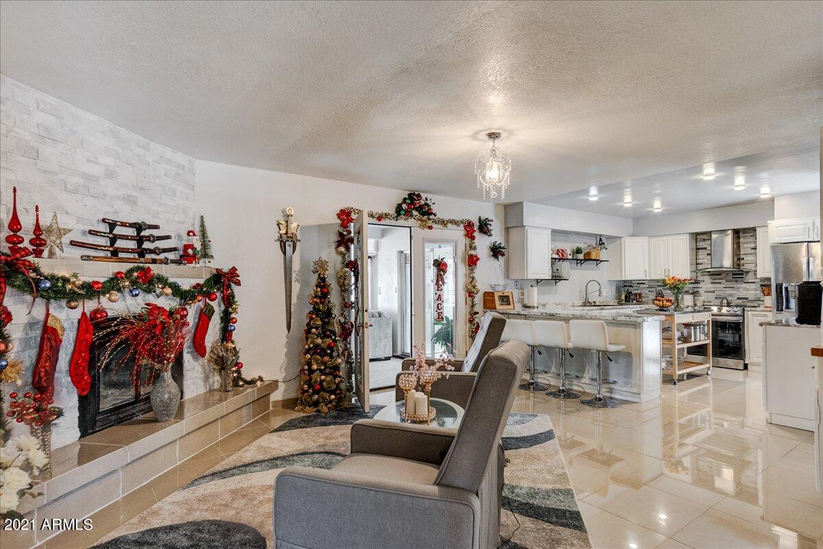 VILLAGE MEADOWS ESTATES - Residential