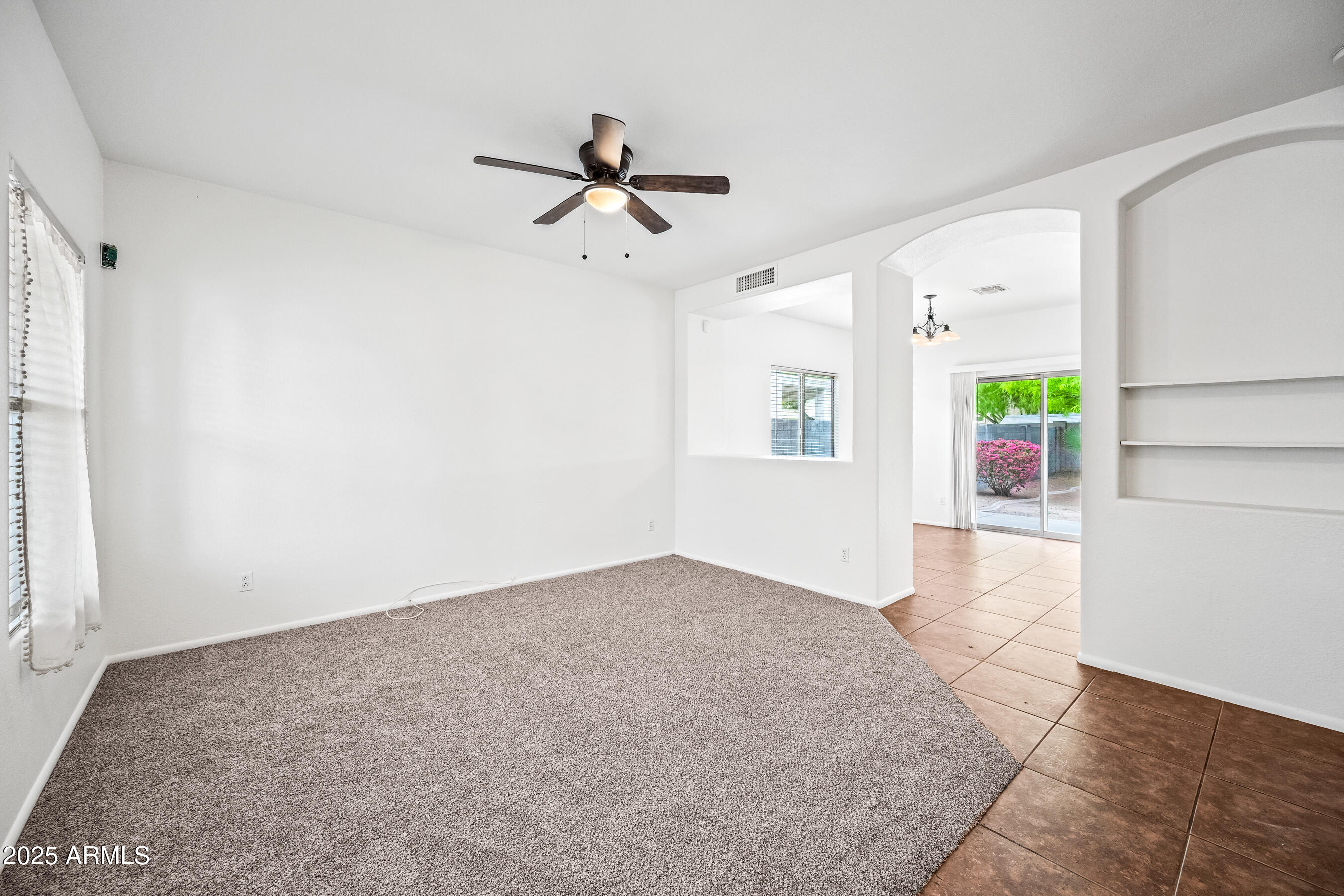 2904 W CAVALIER Drive